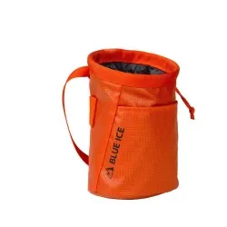 Magnesera Blue Ice Saver color Red Clay con bolsillo frontal, cinturón ajustable y portacepillo 